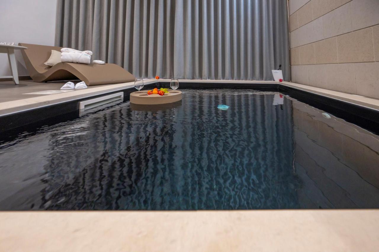 Villa Carmiano: Luxury Seaside Retreat with Spa and Pool Avola Exterior photo