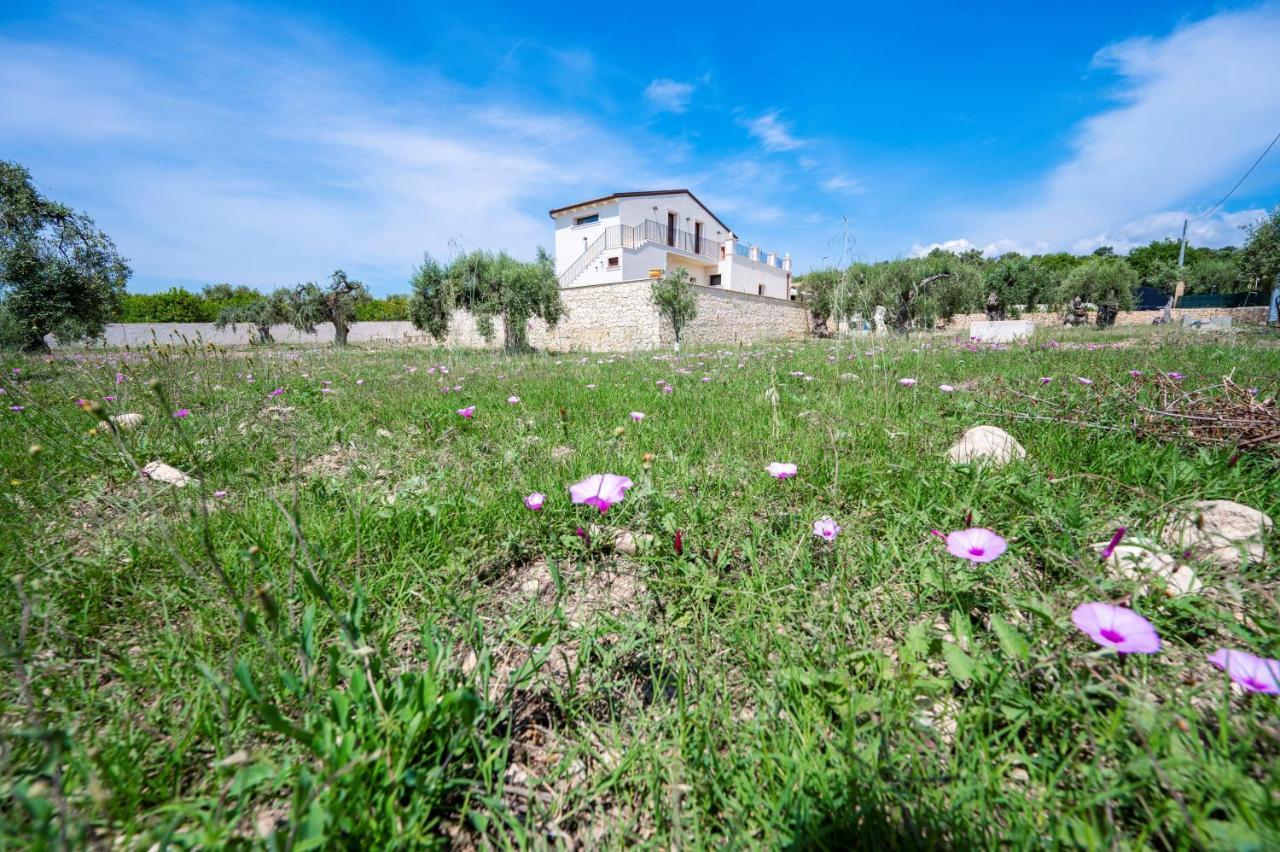Villa Carmiano: Luxury Seaside Retreat with Spa and Pool Avola Exterior photo